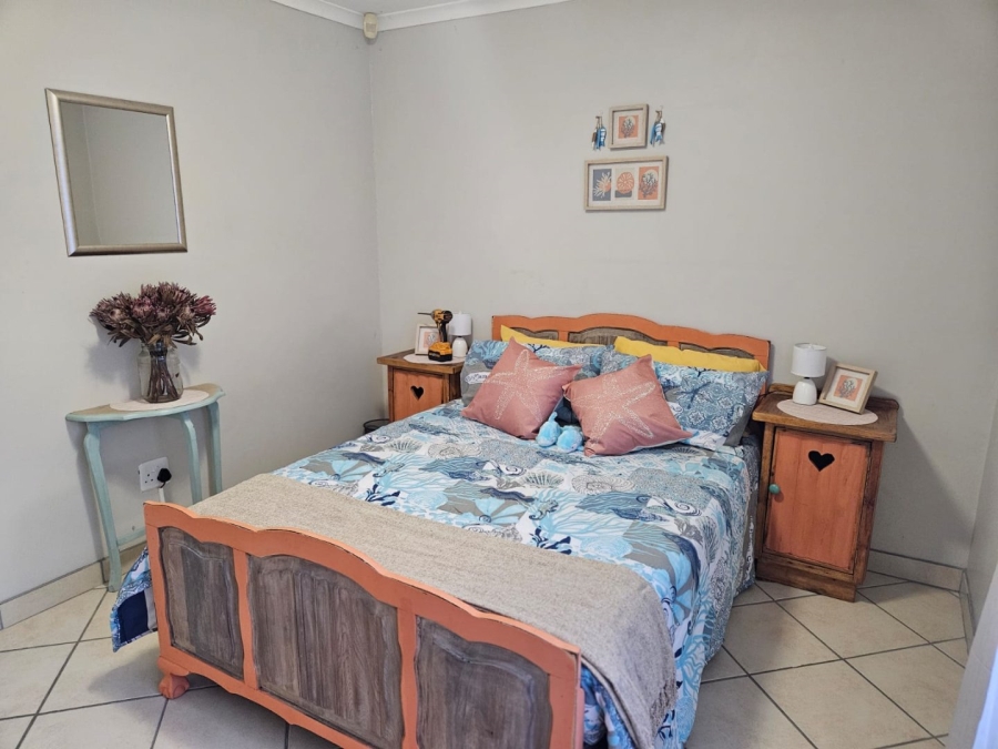 To Let 3 Bedroom Property for Rent in Wavecrest Eastern Cape